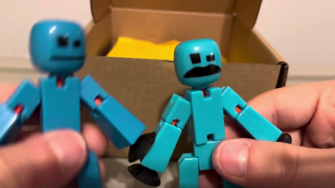 chef and skateboard stikbot action pack unboxing 