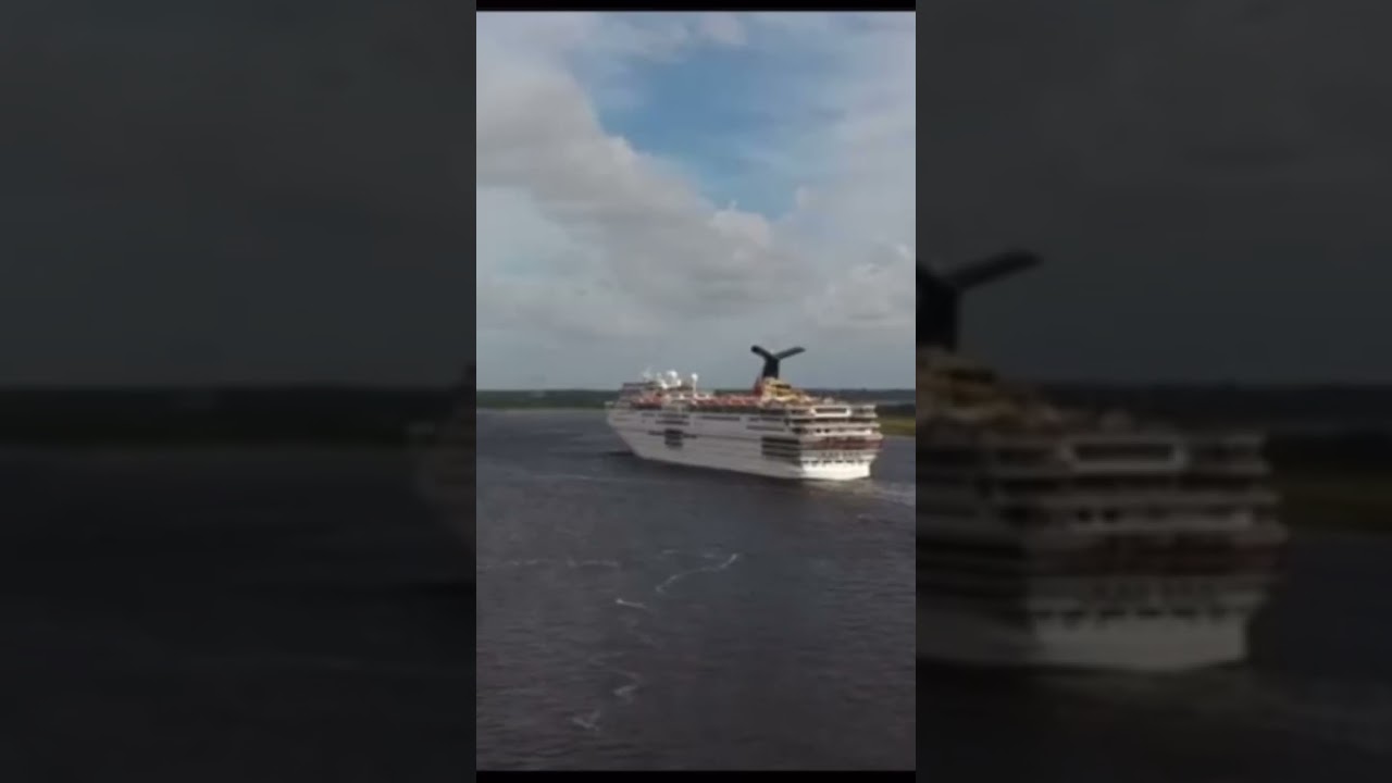 Carnival Fantasy-class tribute😢