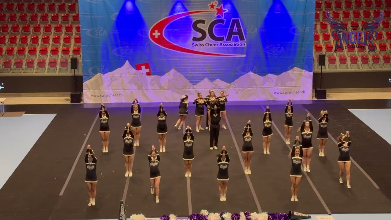 Eclipse - Angels Cheerleaders au Swiss cheer open 2025 à Winterthur