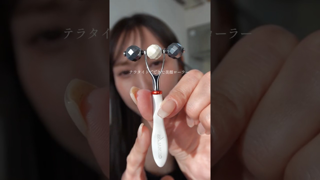 美容グッズ】気になる目元、口元 フェイスラインスッキリ！ 手のひら