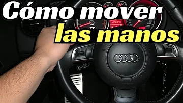 ¿Cruzar los brazos al girar el volante?