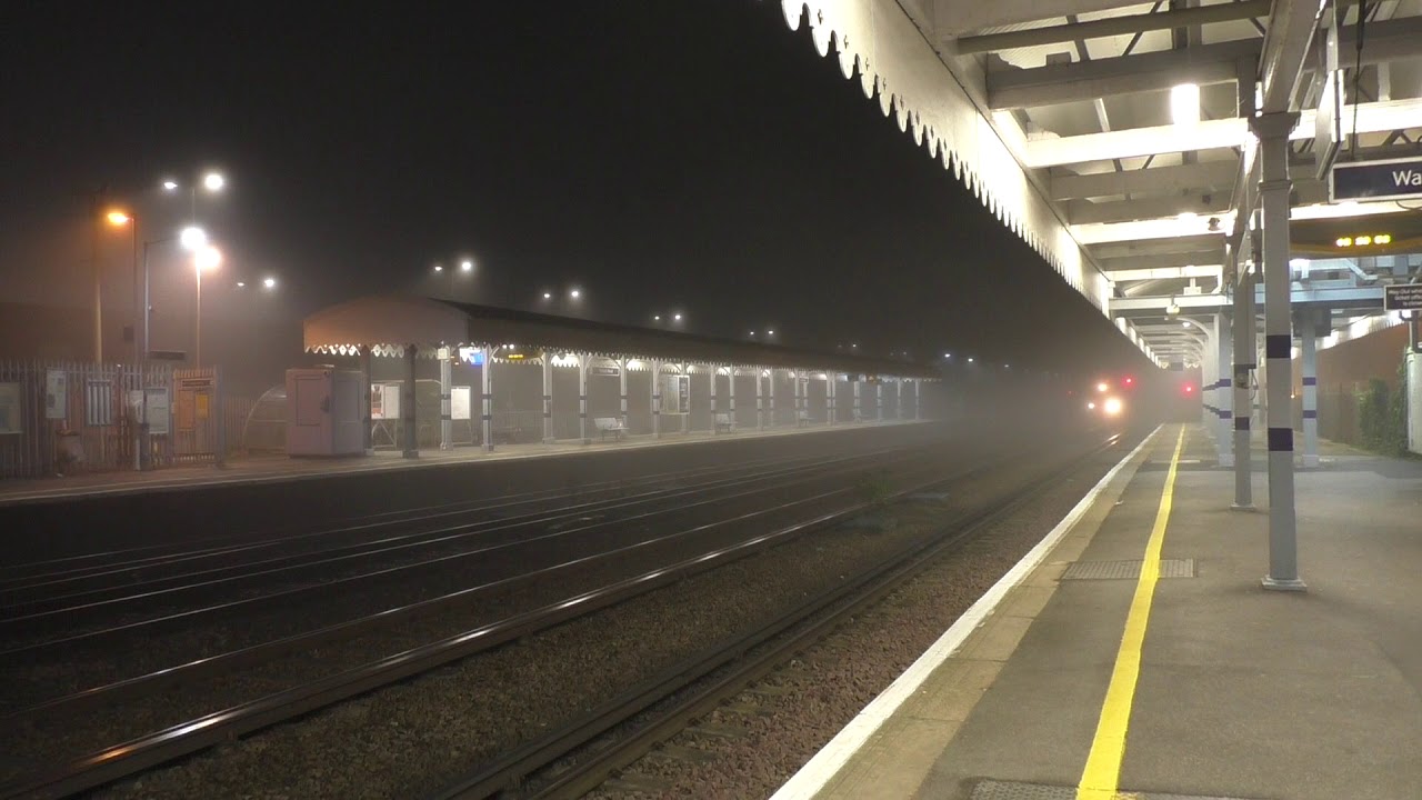 (HD) Night time Channel Tunnel traffic from Dollands Moor - seen at Paddock Wood 7/11/17.