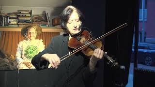Martine von Gleich &amp; Philemon Mukarno: Violin and Live Electronics at Het Archief Rotterdam