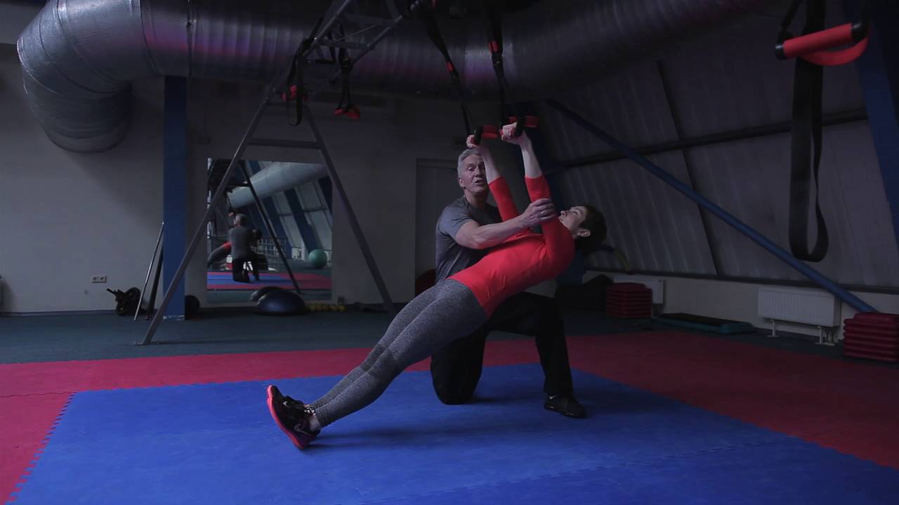 Техника подтягиваний в петлях TRX