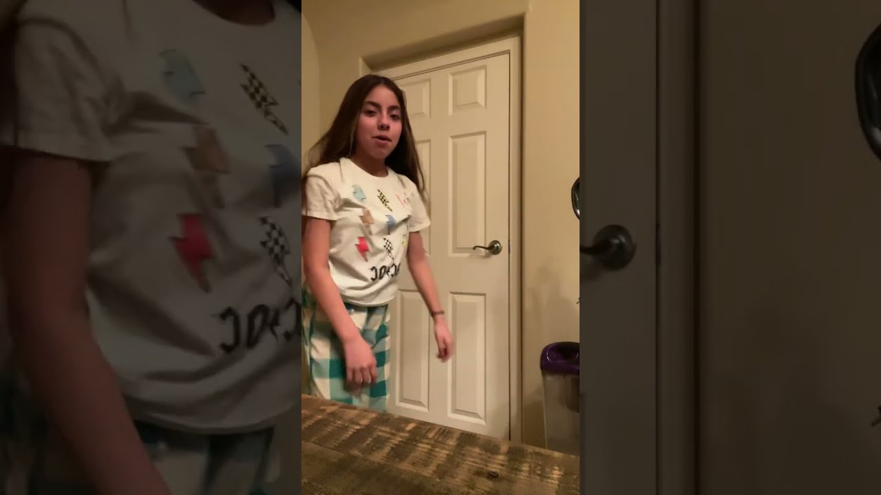 I RIPPED MY PANTS 
