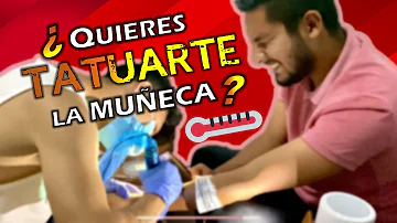 ¿Son dolorosos los tatuajes en la muñeca?