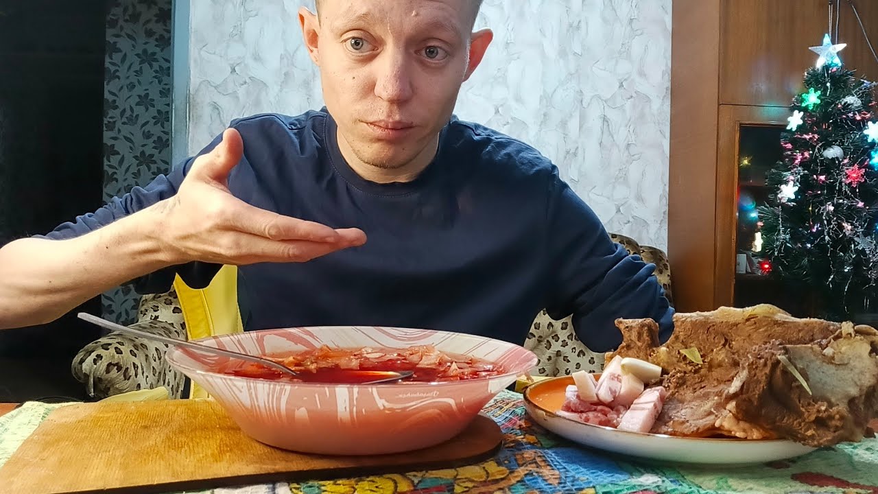 Мукбанг// Борщ С Мясом Салом И Чеснок