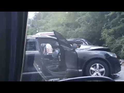 უკრაინის პრეზიდენტის კორტეჟი ბავშვების ავტობუსს შეეჯახა