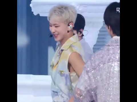 Hoshi Hyungs Adore Him A Lot Hoshi Ya Smile Is So Cute Hoshi Jeonghan Joshua Seventeen