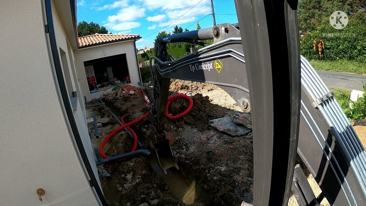 pose de microstation et assainissement avec une mini pelle 5t