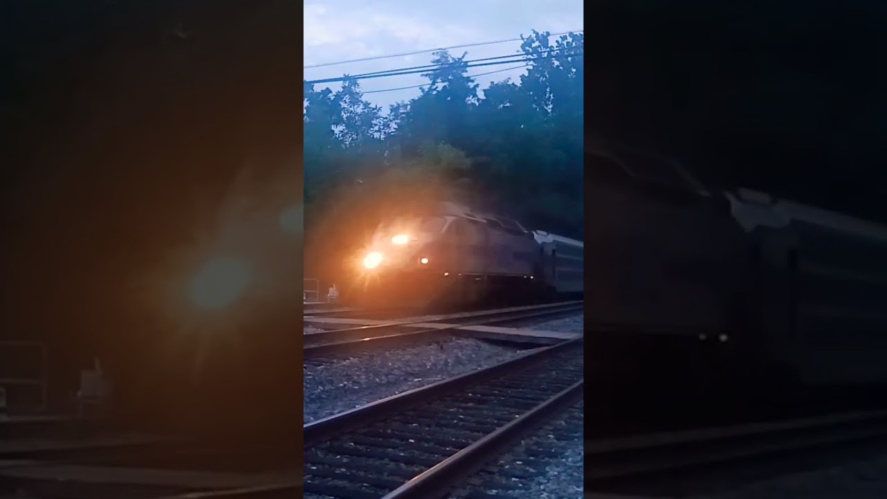 The last MARC Commuter Train of the Day P858 