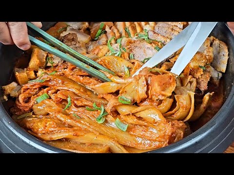 묵은지에 돼지고기를 통째로! 밥도둑 '돼지고기 김치찜' 식욕 폭발하는 레시피 정말 쉬워요