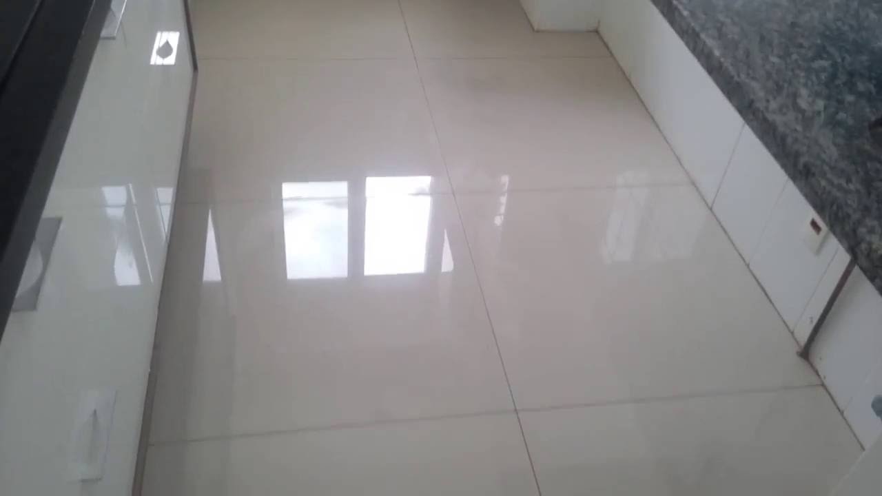 assentamento-de-porcelanato-80x80-e-20-x-1-20-c-nivelador-parte-2