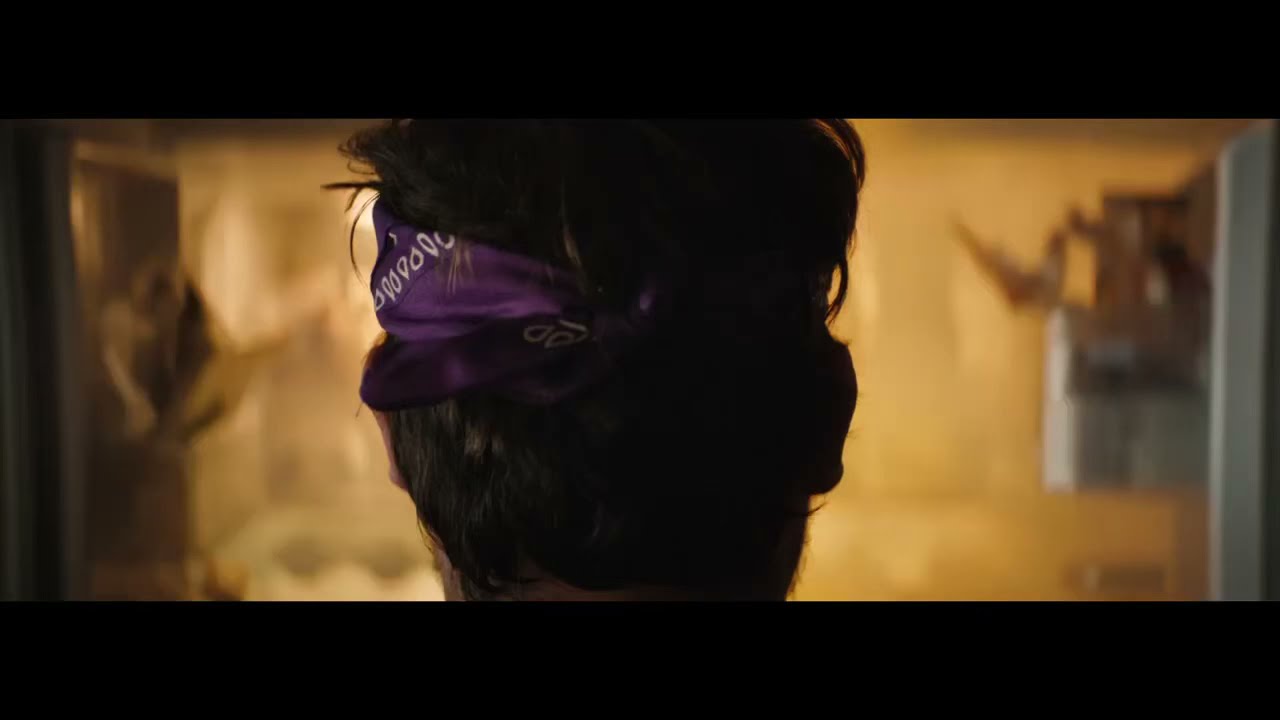 Реклама iPhone 12 – Готовка