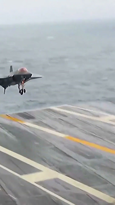F-35 Landing On Aircraft Carrier #usnavy