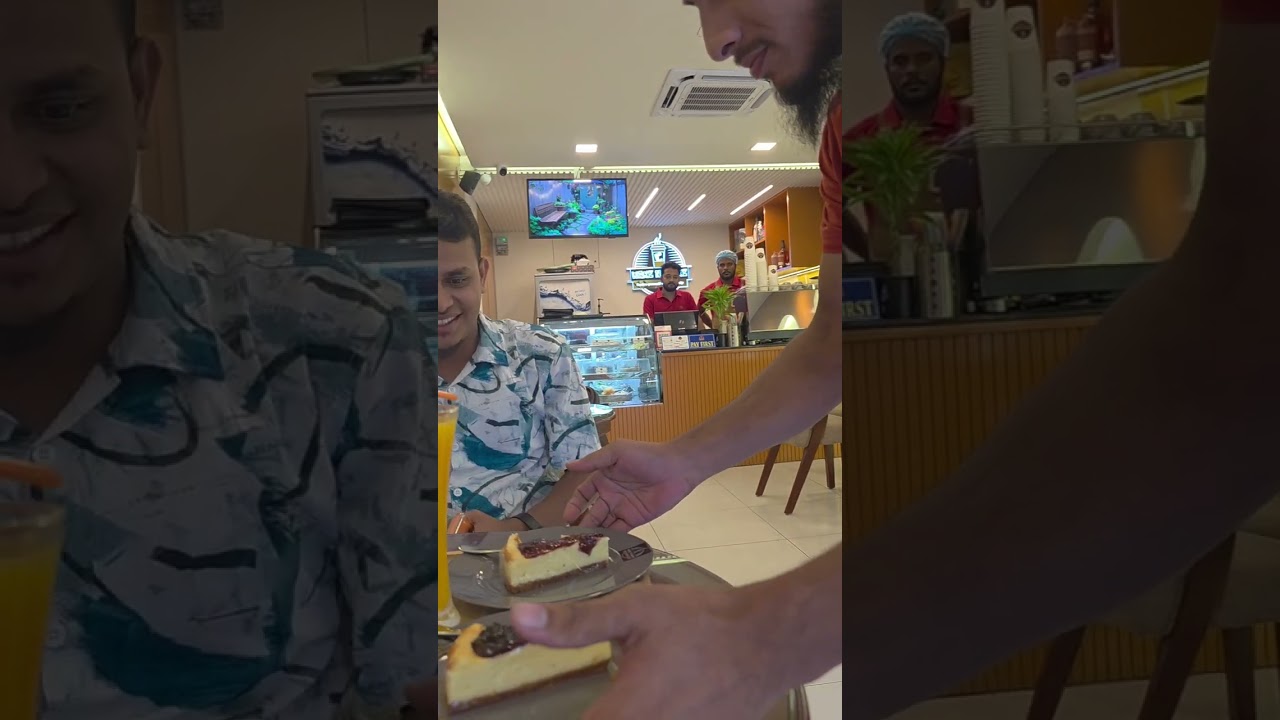 Cafe blog Wake N Shake Cafe review Dhaka Bangladesh 