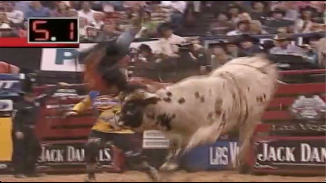 Holy Moly bucks Willis Trosclair - 05 PBR Finals