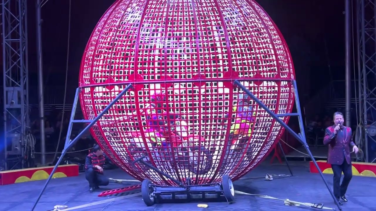 MotorCycle Globe of Death #RoyalCanadianCircus #circus #maplewood