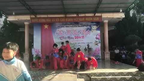 Mashup Lời Lu Âu Lạc × Tây Sơn Bước Chân Hào Kiệt được Lớp 9D THCS Nguyễn Trường Tộ thực hiện 