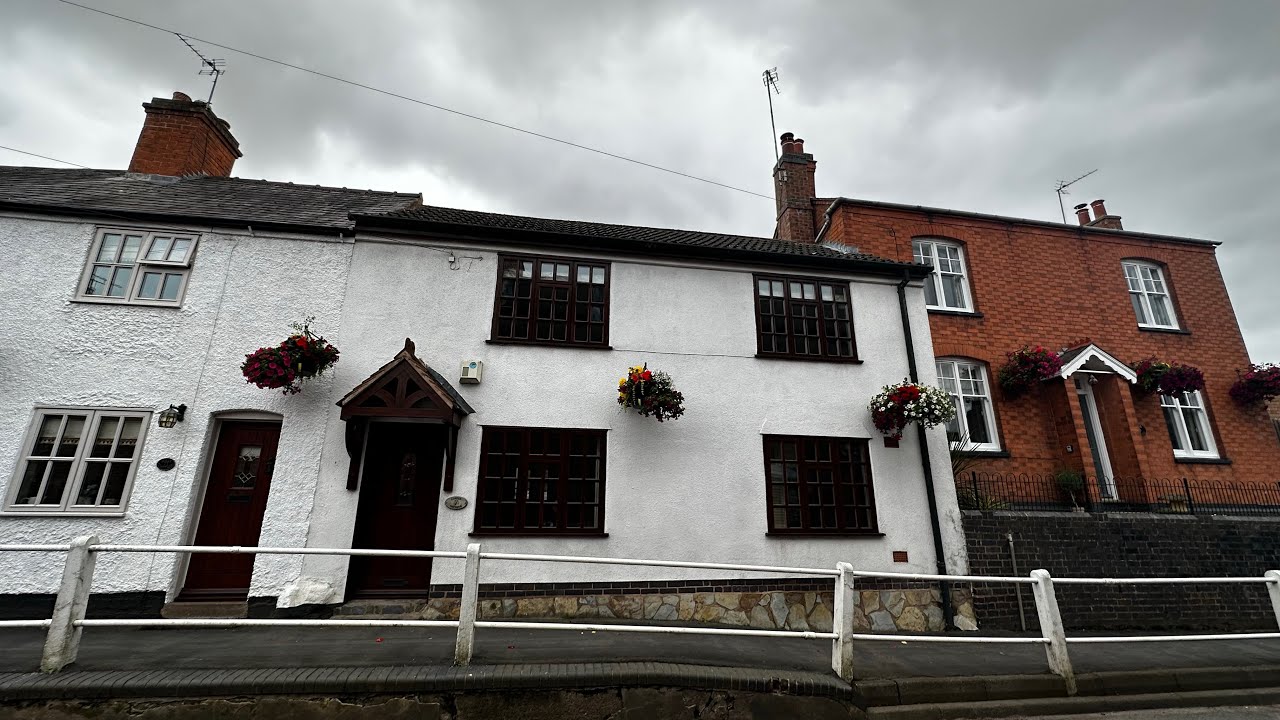 MAIN STREET, DESFORD, LEICESTERSHIRE