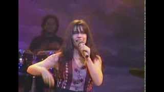 Jenny Morris - She Has To Be Loved (Countdown Revolution 1989)