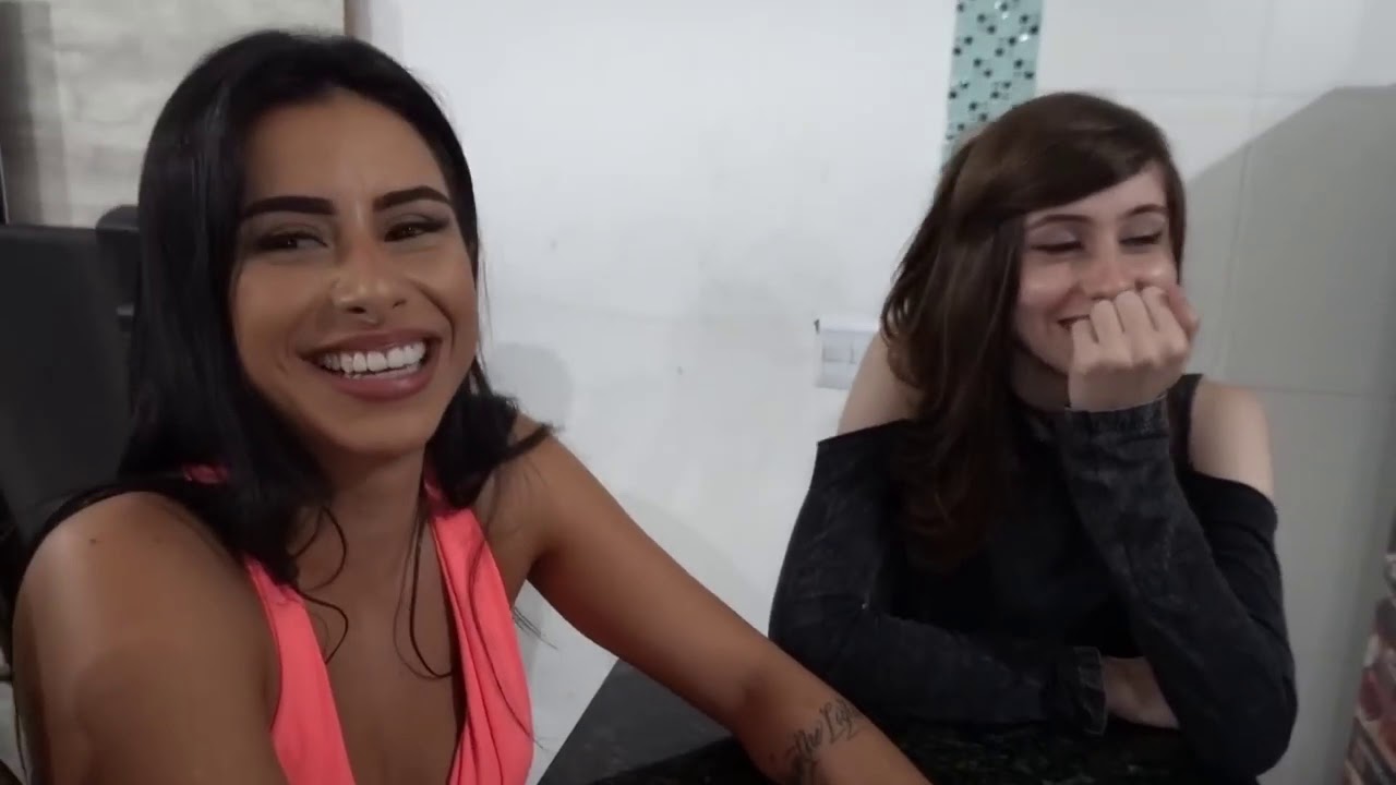 MULHER DO POBRE LOUCO TOMOU PRÉ TREINO COM VODKA - YouTube