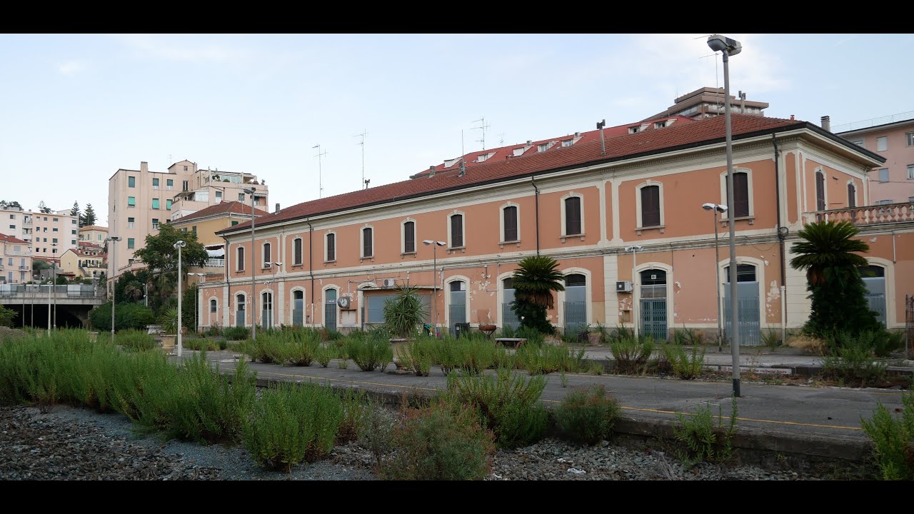 Treni: Imperia Oneglia ieri - Imperia oggi