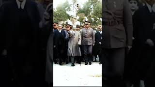 Atatürk Konyada Mareşal Üniformasını Giyerek Anlamlı Bir Mesaj Verir 1925 Ürk