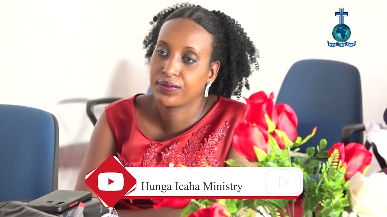 APFUYE RUBI AZIZE AKARENGANYO KIWE