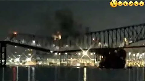 Raw Footage: Cargo ship loses power, crashes into the Baltimore Bridge