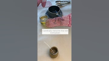 Update Your Old Candle Jars: A simple way to make your scented candles look beautiful. #candle #diy