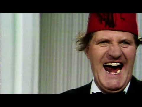 Tommy Cooper - Blue spots & white spots