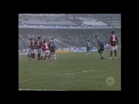 Grêmio 1 x 3 Internacional - Campeonato Brasileiro 2004