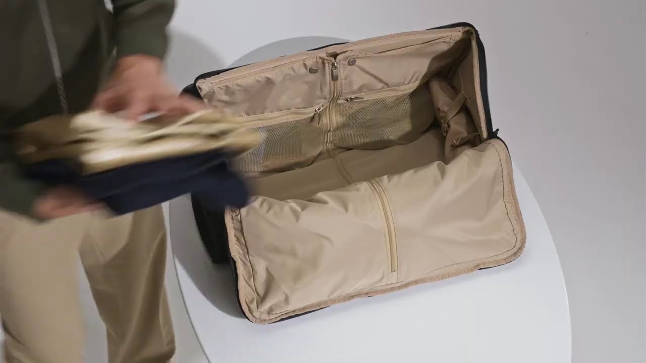 Baseline Garment Duffle | Briggs & Riley