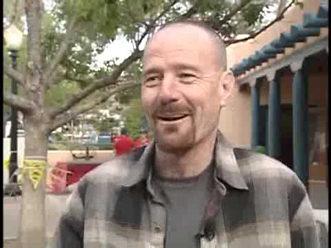 Bryan Cranston, chile burger connoisseur