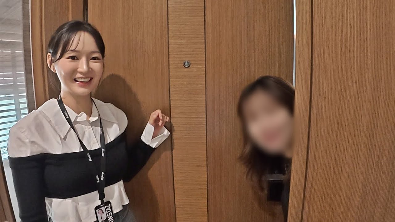 한국에서 날아 온 유나의 친구이자 작가님을 소개합니다