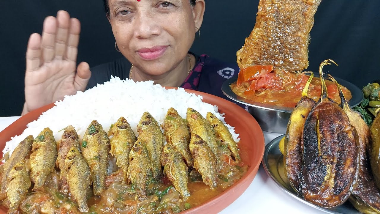 Delicious and Spicy Fish Eating Show