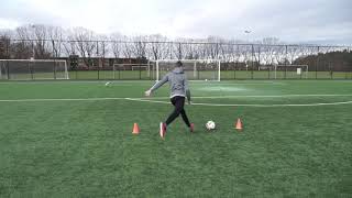 Putting In The TOPSPIN Work! #football #freekick #topspin #technique #practice