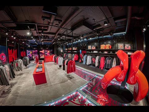 Rolling Stones launch global ​e-commerce shop​ equipped with a ​360​° virtual experience