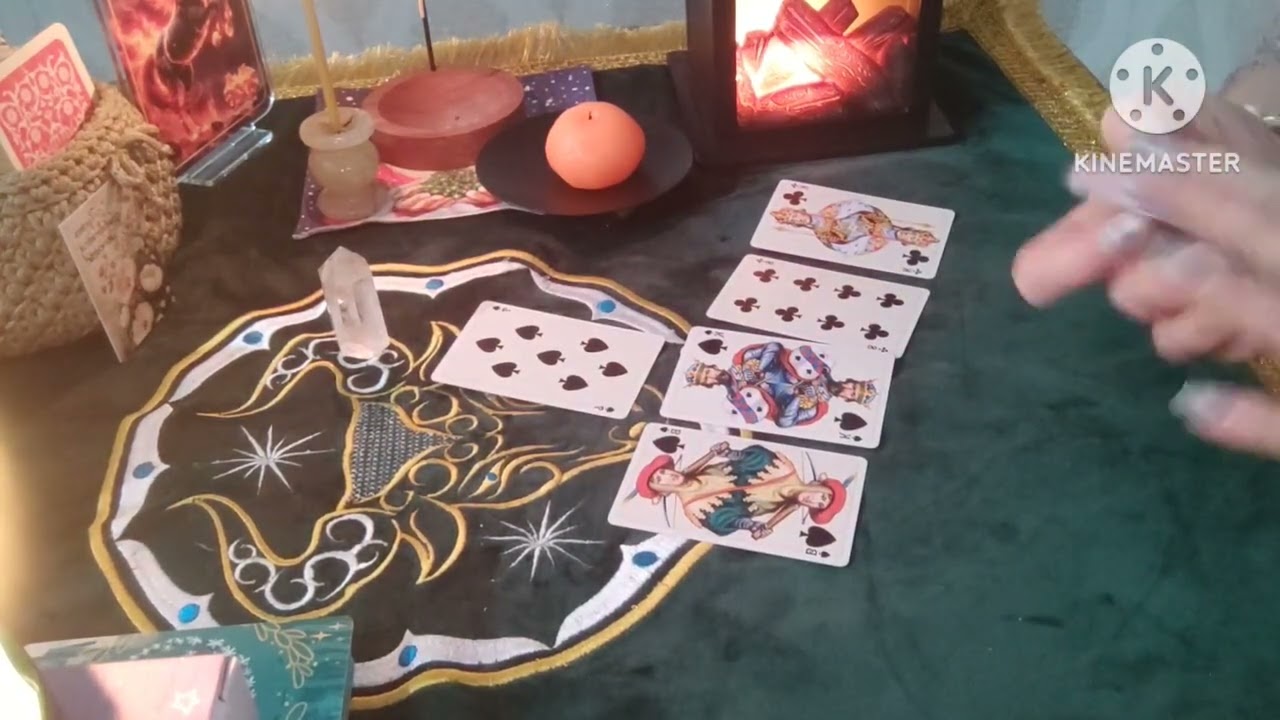 Крестовый король и Бубновая дама. Что у них в отношениях на данный момент?