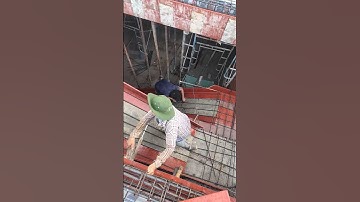 cách đóng cốt pha cầu thang chiếu nghỉ lệch 25 bậc