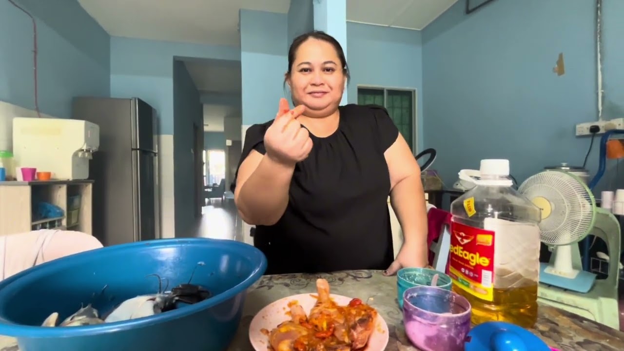 Ikan Keli ,Ayam Panggang Dan Ulam Sambal Belacan//Santai2 ba hujung Bilik