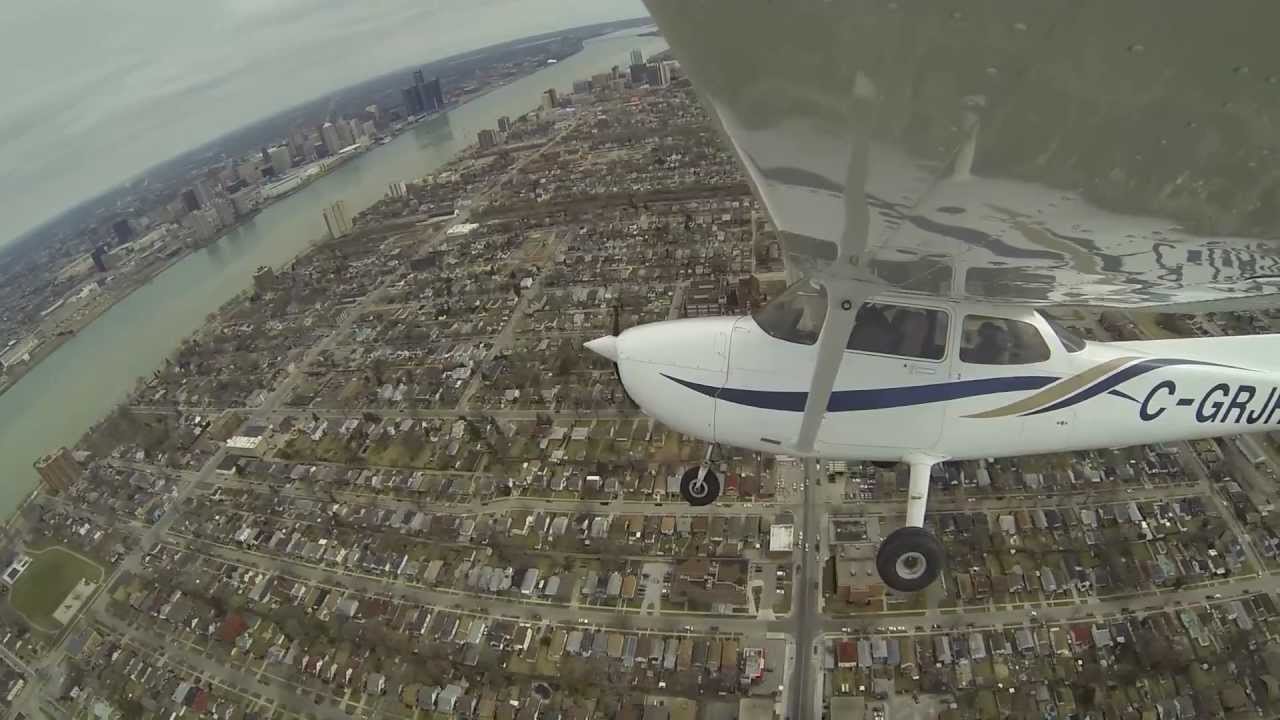 Cessna 172 Scenic Flight @ Windsor/Essex Ontario