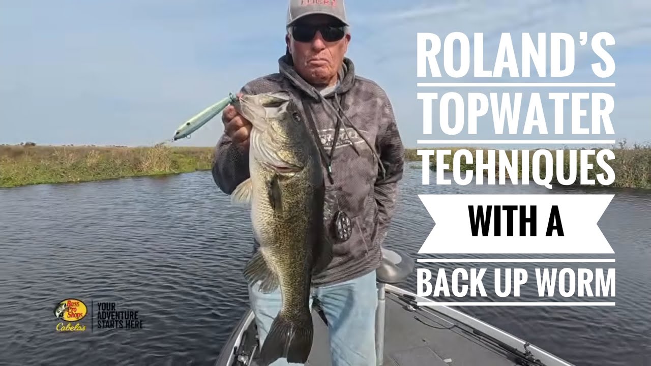 Техника ловли на поверхностные приманки от Роланда с использованием запасного червя.