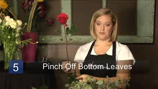 How to Arrange Flowers in a Square Vase