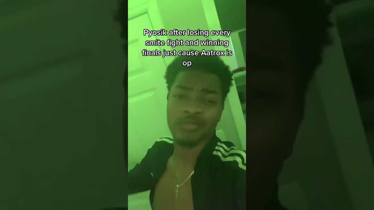 Worlds 2022 Highlights: Legends in Action 