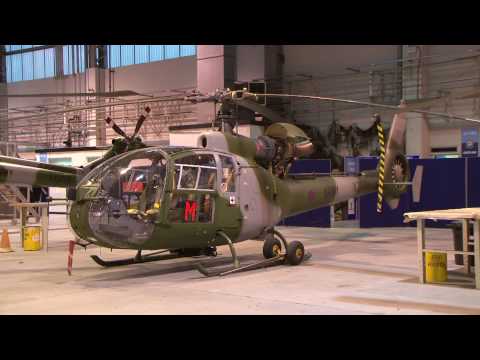 Young Eagles EP14 - The Gazelle Helicopter and it'...