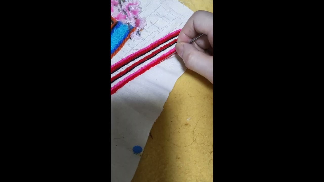 羊毛フェルト手芸 - YouTube