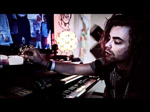 Mod Sun - Pass It My Way (feat. Pat Brown)