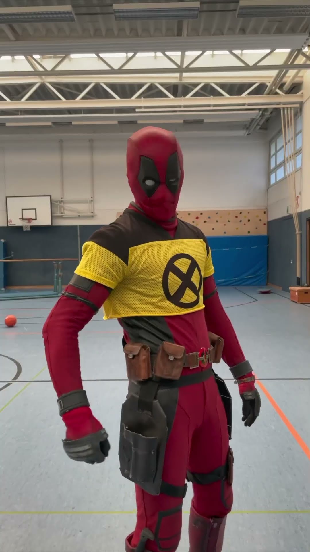 WuTa Spider-Man Vs. SpiderGwen \u0026 Deadpool #shorts